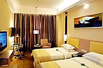 Nanchang Oriental Lark Hotel Екстериор снимка